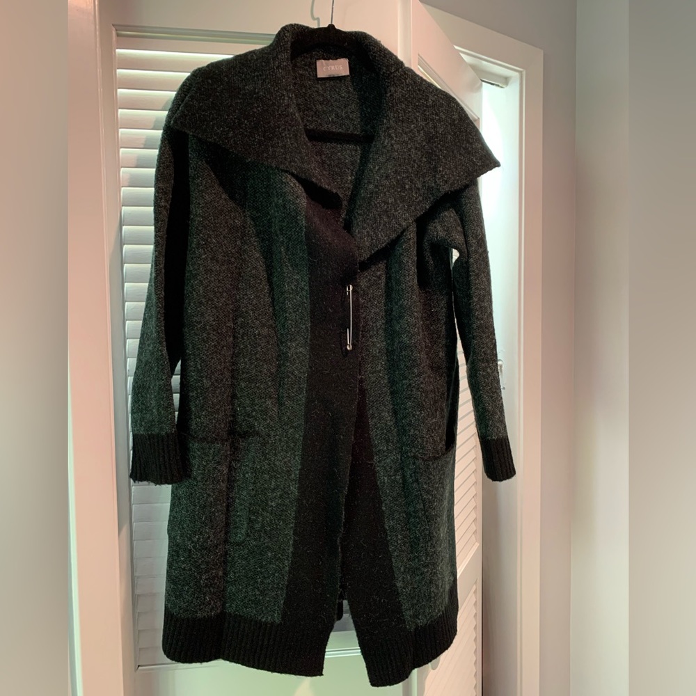 Cyrus, Wrap Sweater Coat M